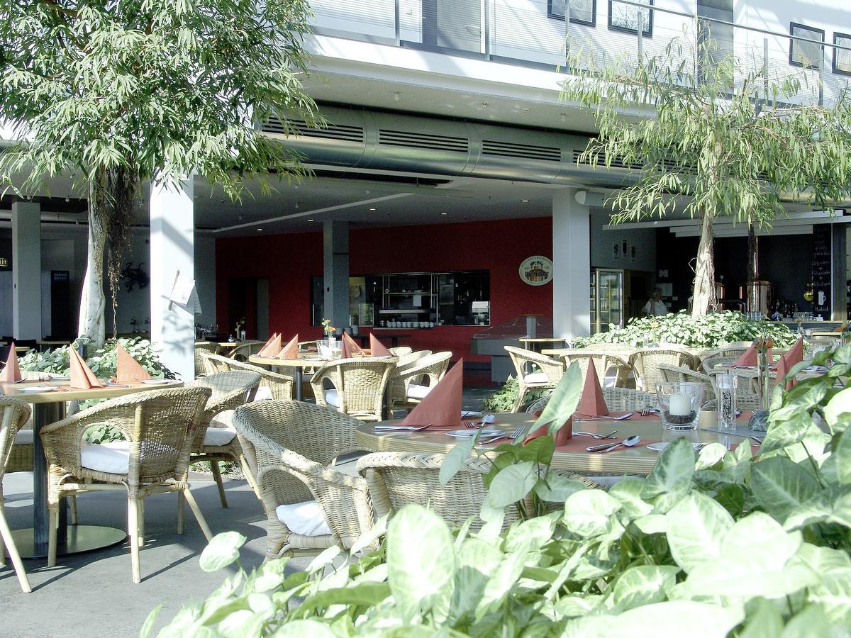 Seminarhotel In Der Manfred-Sauer-Stiftung Lobbach Exterior photo